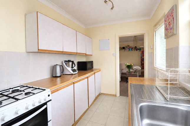 4, Portugal Road, Surrey photo 4