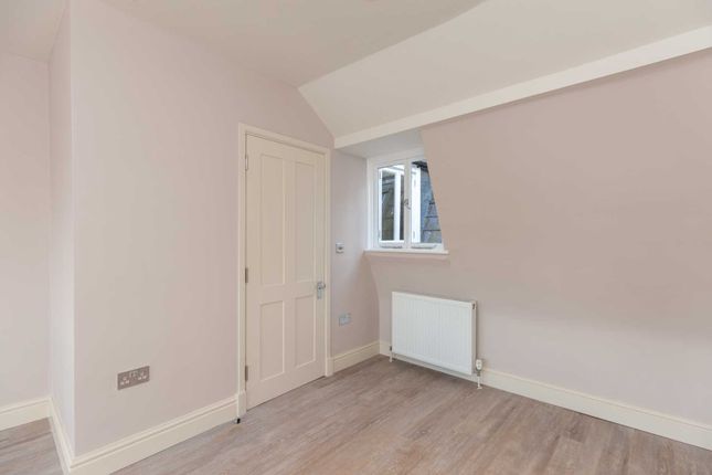 Flat to rent in Milsom Street, Bath