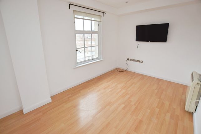 Flat 2 Bedford House, 14, Bedford Street, Exeter photo 4