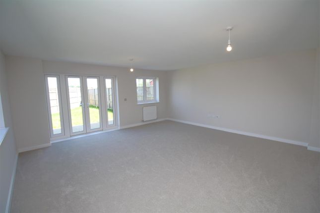 23, Maude Close, New Romney photo 4