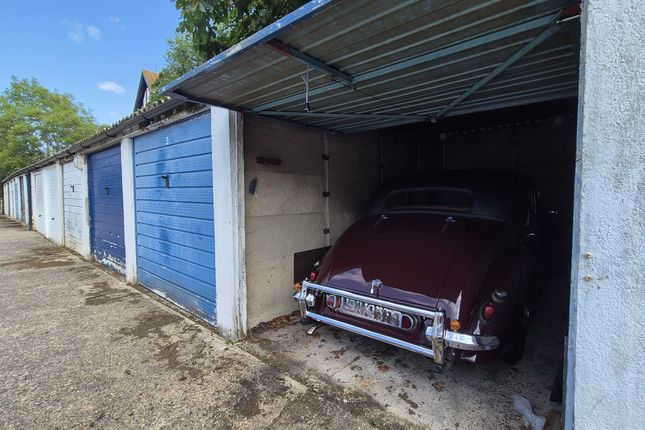 No 2 Garage, Whitstable photo 2