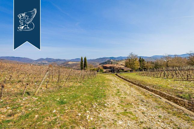 Country house for sale in Gaiole In Chianti, Siena, Toscana