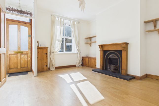 7, Earl Street, Ashton-under-Lyne photo 4