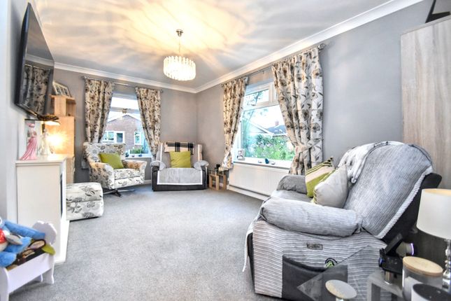 3, Magdalen Close, Skegness photo 3