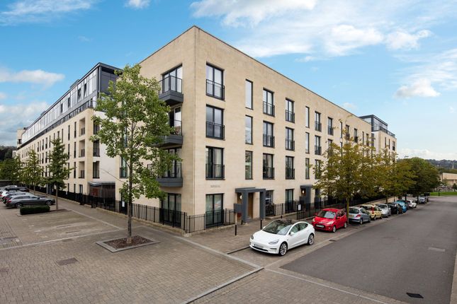 Thumbnail Flat for sale in Stothert Avenue, Bath