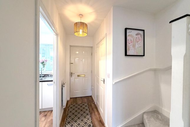270 Dyffryn Y Coed, Pontypridd photo 2