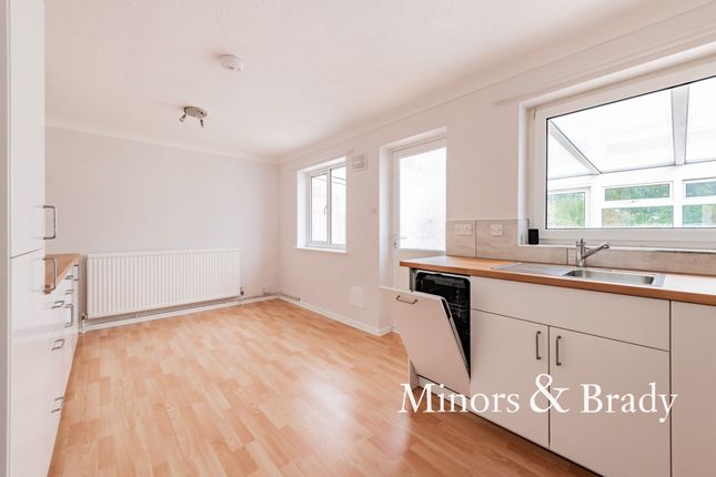 25 Bell Lane, Thetford photo 3