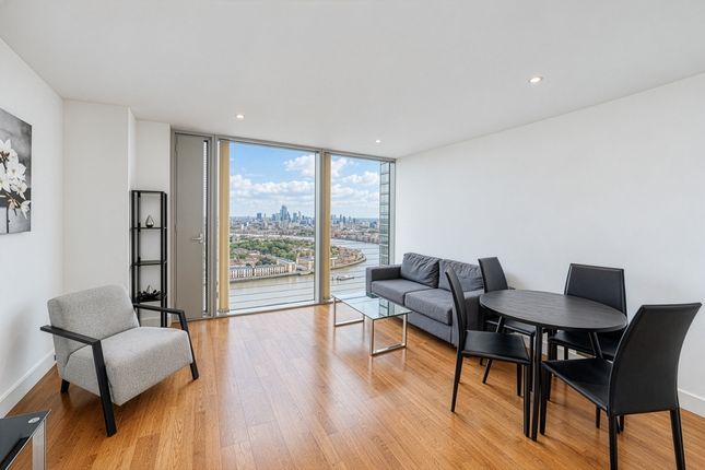 1-bed flat on Flat 3909, Landmark East Tower, 24, Marsh Wall, London, £2,578/mo