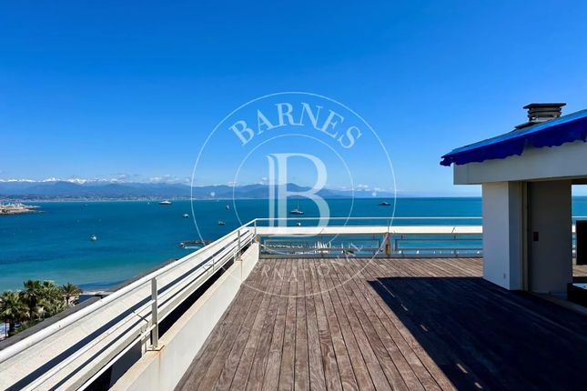 Duplex for sale in Antibes, 06600, France