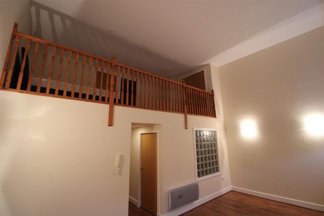 Apartment 9, 135, Tramways, Otley Road, Guiseley photo 5