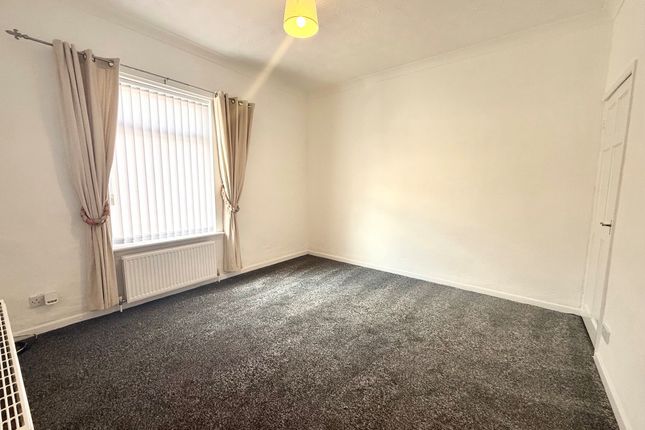 10, Pontefract photo 3