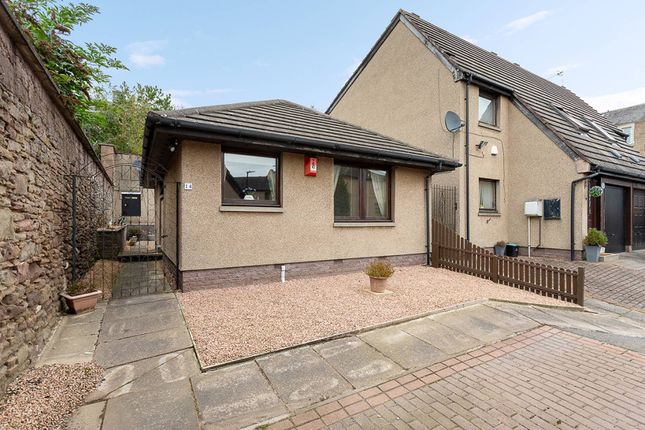 Thumbnail Bungalow for sale in Weavers Loan, Dundee