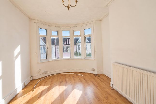 123b, Ramuz Drive, Westcliff On Sea photo 2