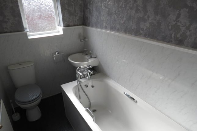 Silverhill Drive, Newcastle Upon Tyne photo 3