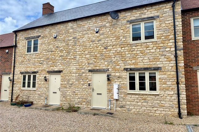 Thumbnail Terraced house to rent in Print Works Close, Brackley, Northamptonshire