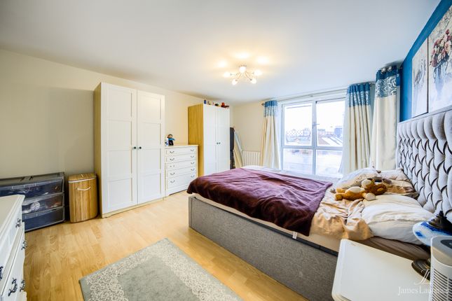 Flat for sale in Heritage Court, 15 Warstone Lane, Jewellery Quarter
