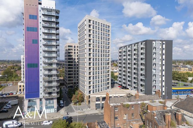 1-bed flat on Flat 35 Hale Point, 45 Ilford Hill, Ilford, £270,000