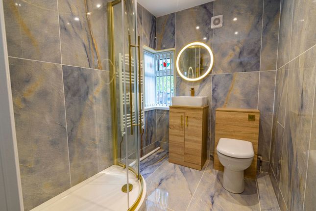 70 Rolleston Drive, Nottingham photo 3