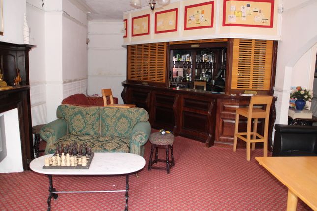 Mountpellier Hotel, Temple Street, Llandrindod Wells photo 2