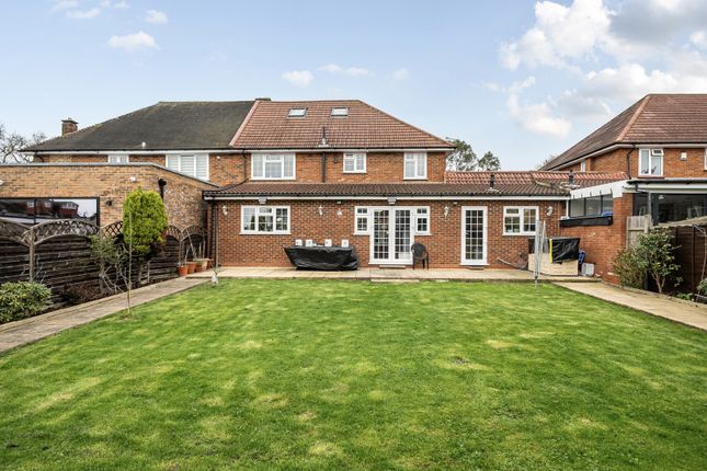 2, Tithe Farm Close, Harrow photo 4