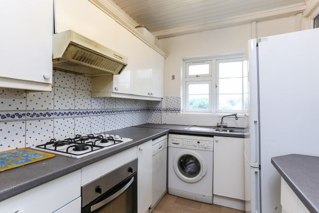 Greenford Avenue, Hanwell photo 2