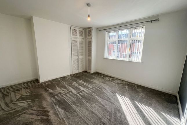 88 Huntingtower Road, Grantham photo 4
