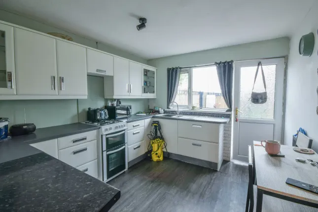 3, Belsay Close, Ferryhill photo 4