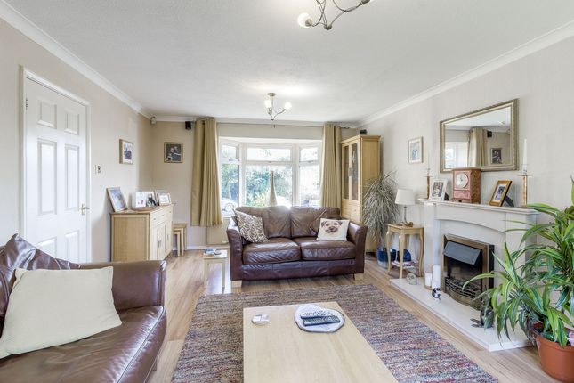 15, Mears Ashby Road, Wellingborough photo 3