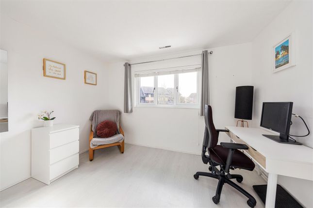 Terraced house for sale in Alders Close, London