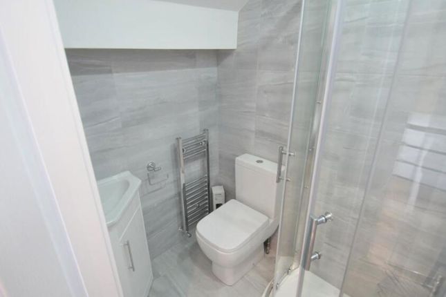 33, Furness Road, Manchester photo 3