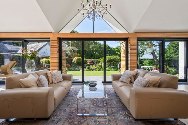 White Cottage,, Burleyhurst Lane, Cheshire photo 4