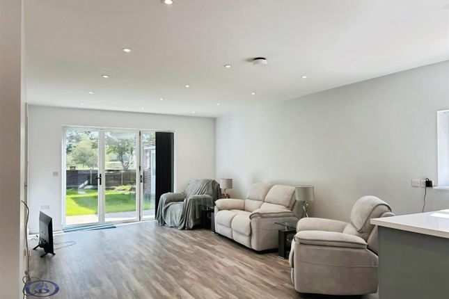 Moss Road, Congleton photo 4