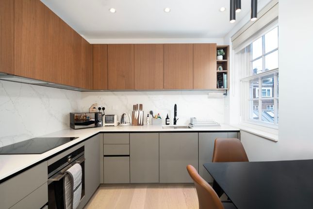 Flat 2, 94-96, Cochrane Street, London photo 2