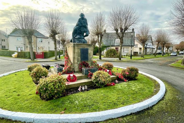 5, Peel Crescent, Lancashire photo 3