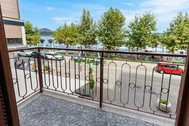 Thumbnail Apartment for sale in Arona, Piemonte, 28041, Italy