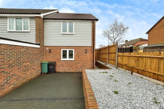 Semi-detached house to rent in Blunden Lane, Yalding, Maidstone