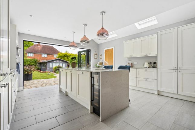 35, Nortoft Road, GERRARDS CROSS photo 4