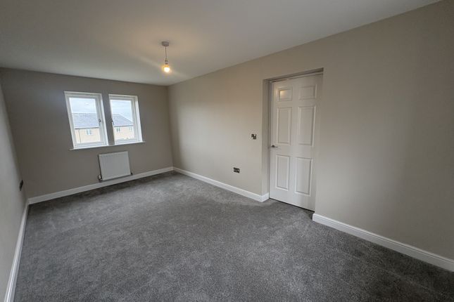27, Hall Barn Drive, Longridge photo 5