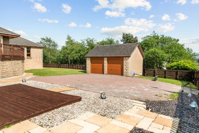 13, Falla Hill Place, Bathgate photo 3
