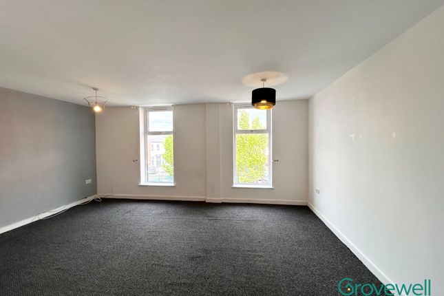 Flat 1, Century House, Hyde photo 4