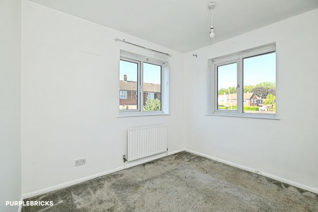152, Beechings Way, Gillingham photo 3