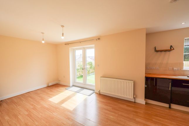 4, Foxglove Close, St Austell photo 4