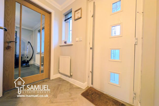 15 Cae Coed, Aberdare photo 3