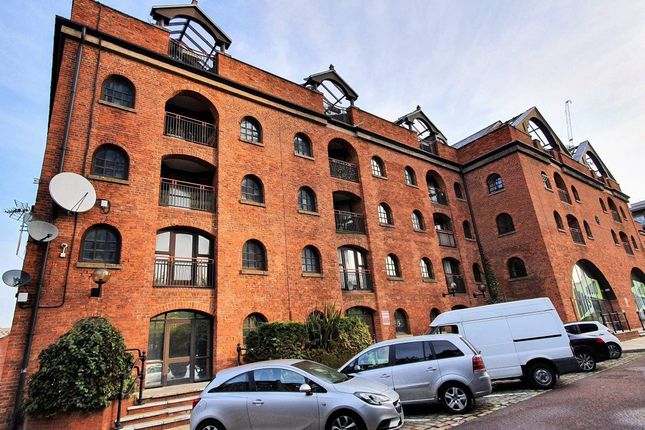 Thumbnail Flat to rent in Castle Quay, Deansgate, Manchester