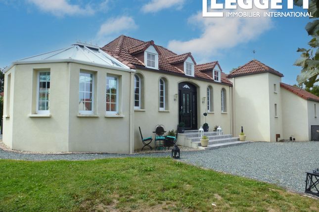 Villa for sale in La Celle-Dunoise, Creuse, Nouvelle-Aquitaine