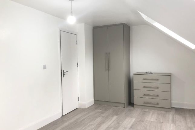 4C Third Avenue, Second Floor Flat, LONDON photo 5