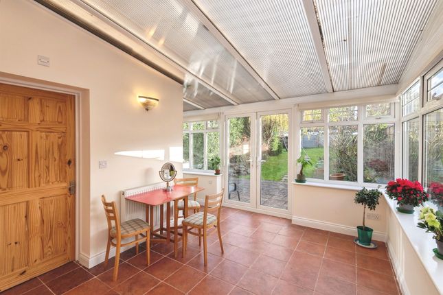 20, Fownes Road, Minehead photo 3