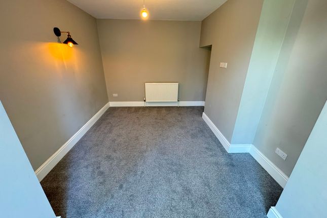 48 Ridge Lane, Wolverhampton photo 5