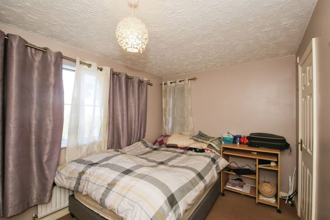37, Riverdown, March photo 3
