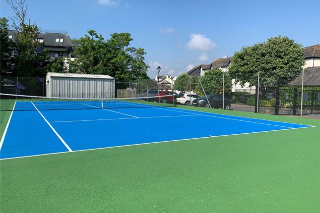 Residents Tennis Crt
